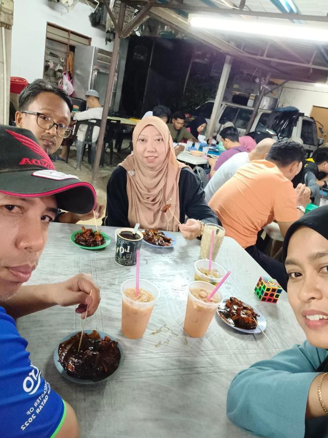 Nour Nilam Homestay 숭가이페타니 외부 사진